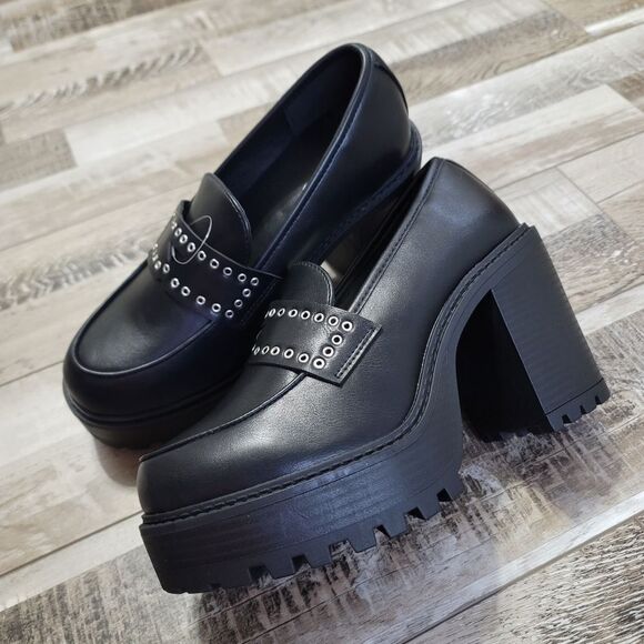 torrid Shoes - New Torrid Black Platform Loafers Size 8WW